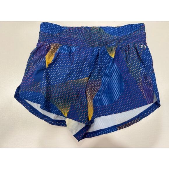 DSG Stride High Rise Short - Picture 1 of 2